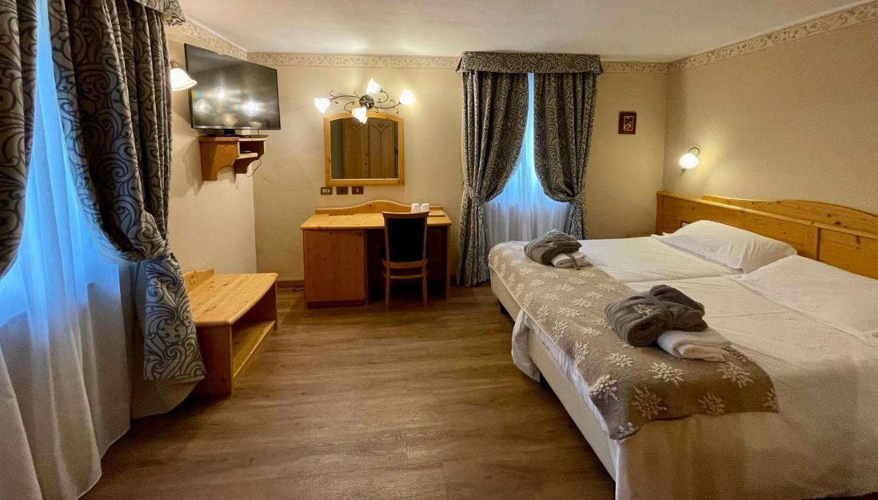 Hotel Edelweiss 3 Stelle Superior Брей-Червиния Экстерьер фото