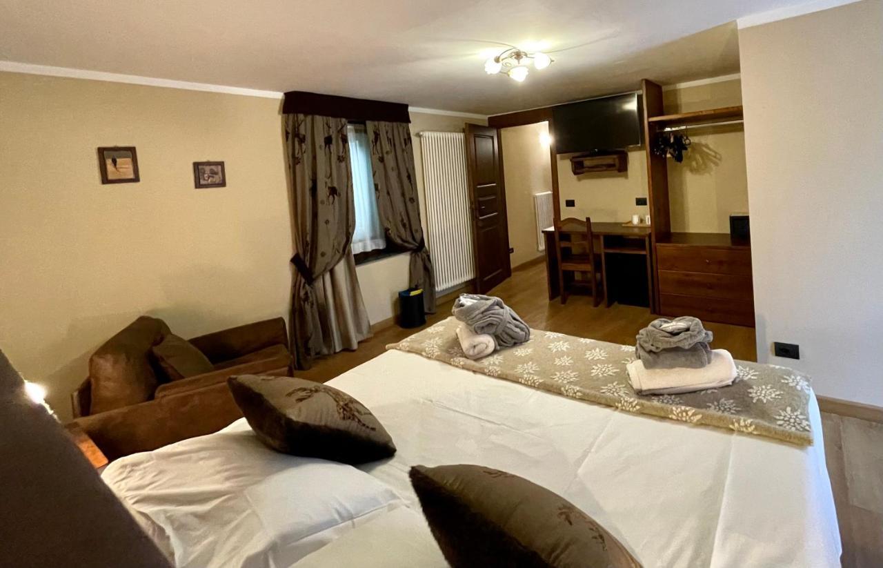 Hotel Edelweiss 3 Stelle Superior Брей-Червиния Экстерьер фото